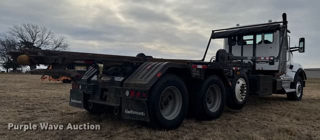 Image of Kenworth T880 equipment image 4