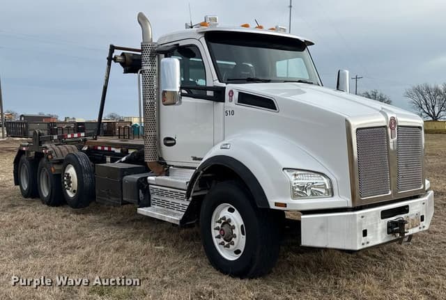Image of Kenworth T880 equipment image 2