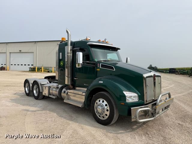 Image of Kenworth T880 equipment image 2