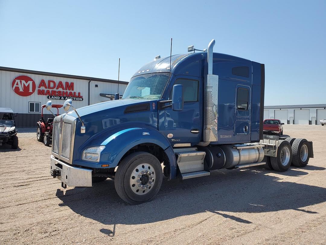 Image of Kenworth T880 Primary image