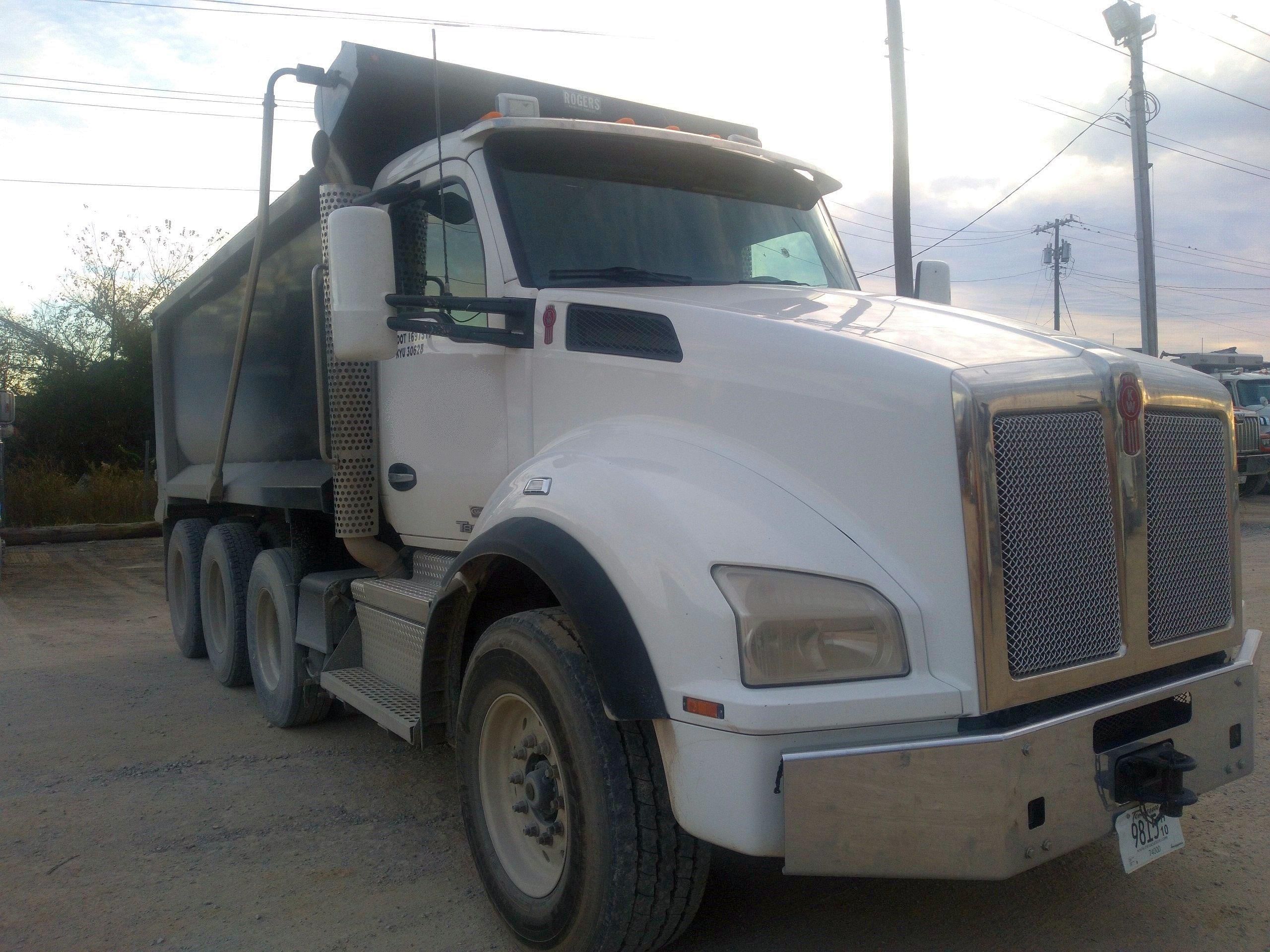 Main image Kenworth T880