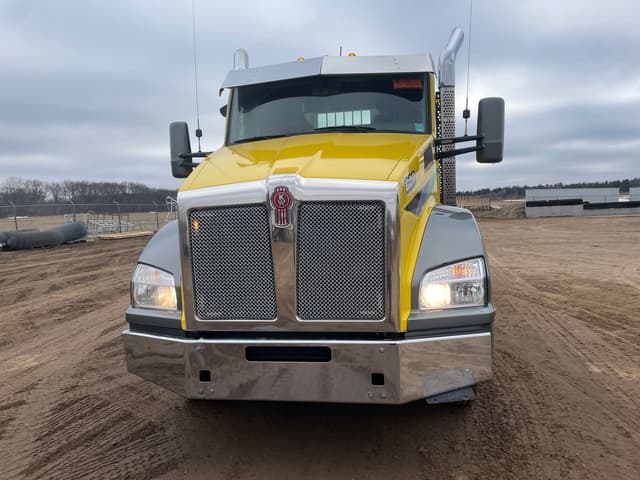 Image of Kenworth T880 equipment image 4