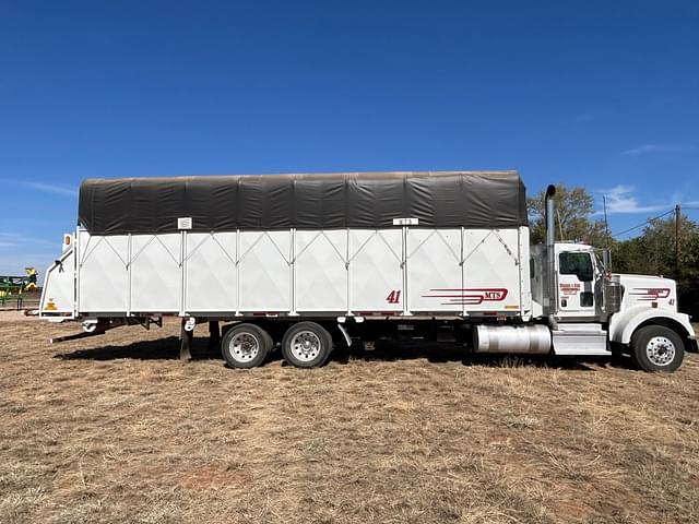 Image of Kenworth W900 equipment image 1