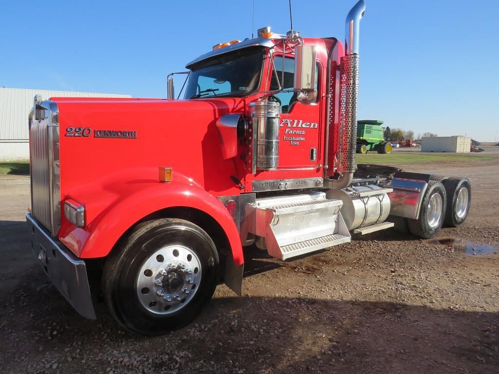 Image of Kenworth W900 Primary image