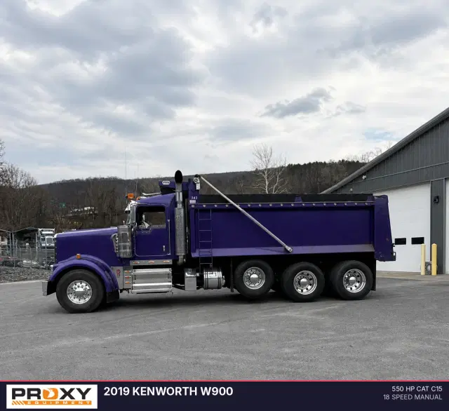 Image of Kenworth W900 equipment image 2
