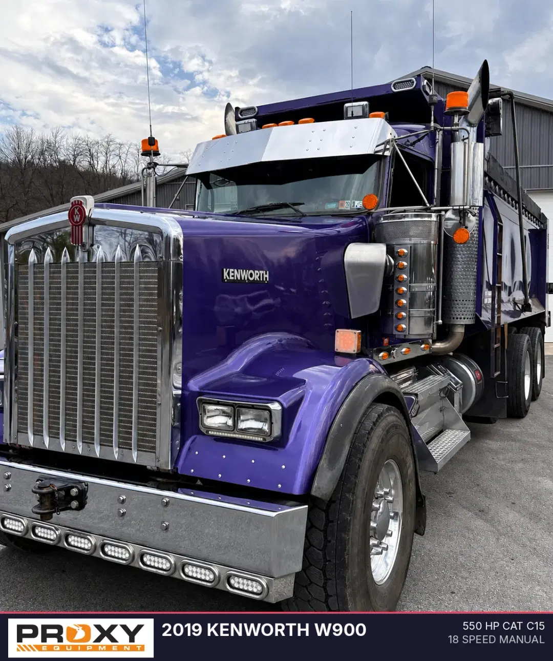 Image of Kenworth W900 Primary image