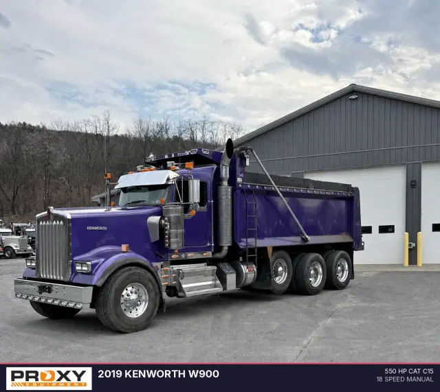 Image of Kenworth W900 equipment image 1