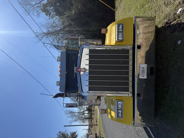 Image of Kenworth W900 equipment image 4