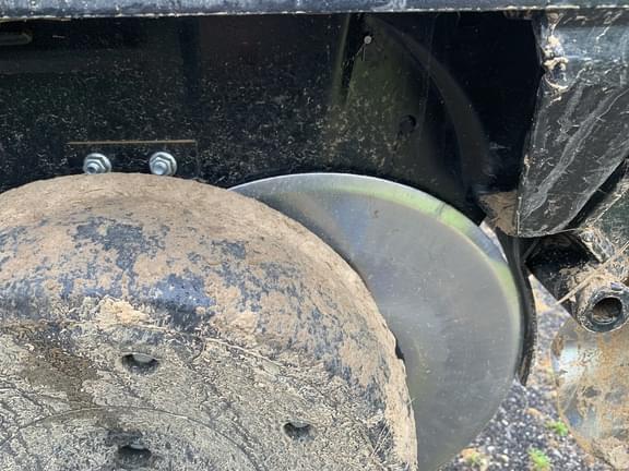 Image of Kinze 3600 equipment image 3