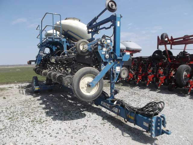 Image of Kinze 3600ASD equipment image 2