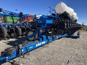 2019 Kinze 3660ASD Image