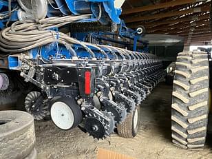 Main image Kinze 3700 6