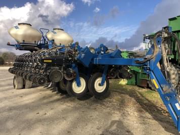 Main image Kinze 3700