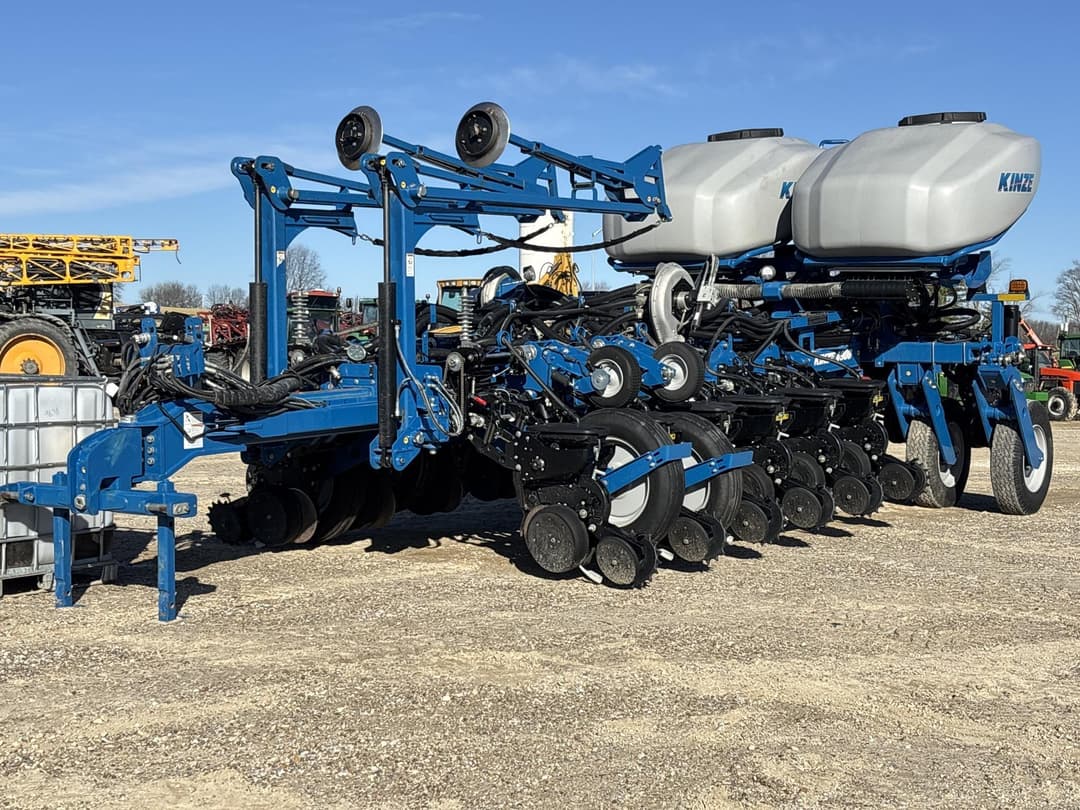 Image of Kinze 4900 Primary image