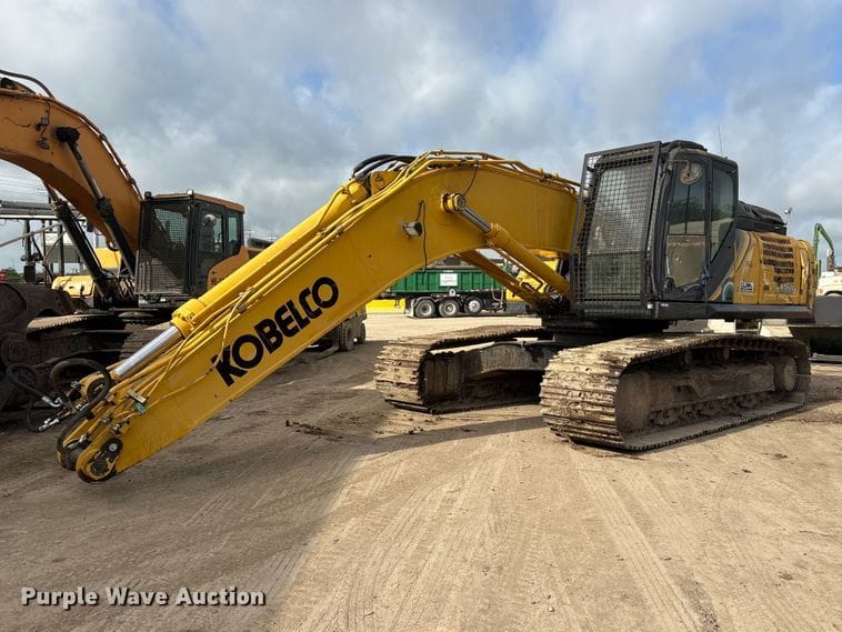 2019 Kobelco SK350LC Equipment Image0