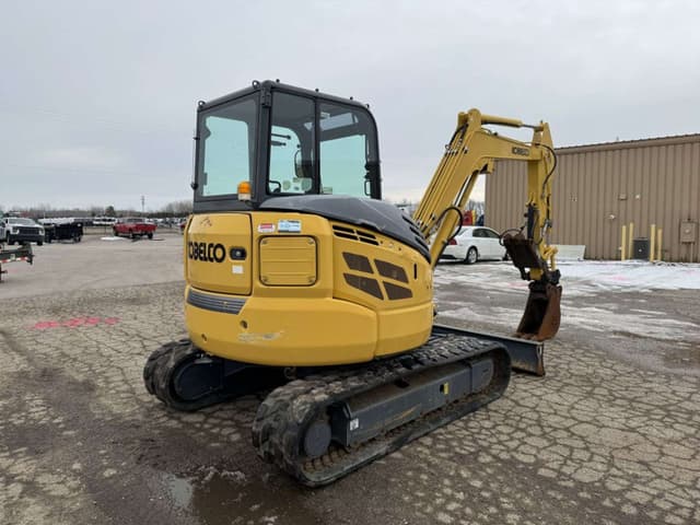 Image of Kobelco SK45SRX equipment image 4