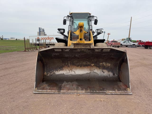 Image of Komatsu WA320 equipment image 1