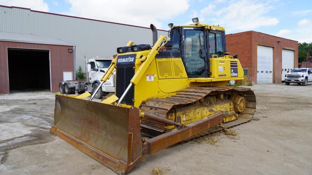 Image of Komatsu D65PXI-18 equipment image 1
