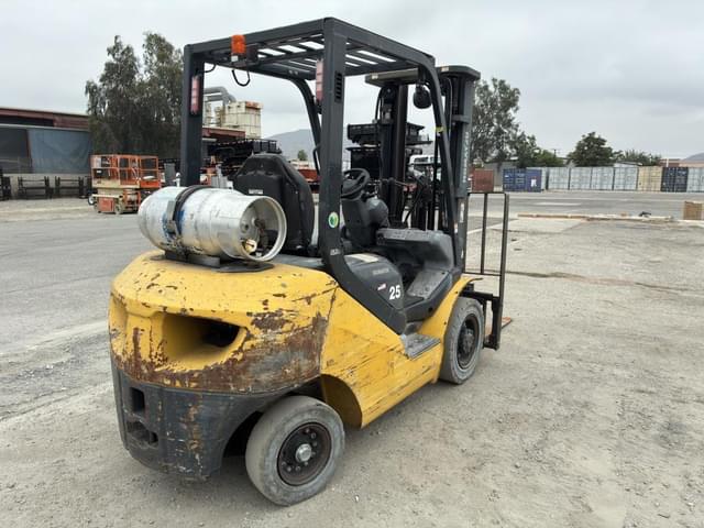 Image of Komatsu FG25HT-16 equipment image 2