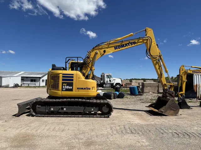 Image of Komatsu PC138USLC-11 equipment image 4