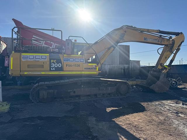 Image of Komatsu PC300LC equipment image 4