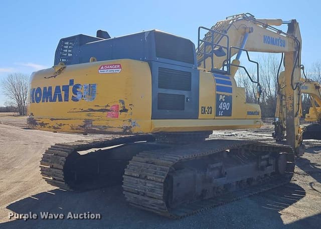 Image of Komatsu PC490LC-11 equipment image 4