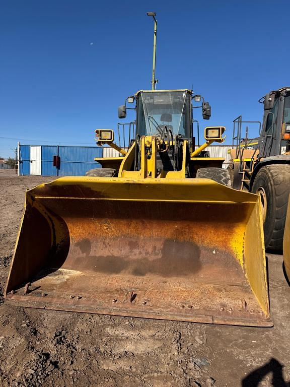 Image of Komatsu WA380 equipment image 3
