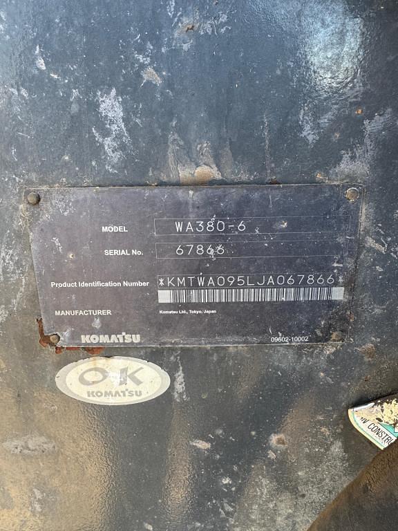 Image of Komatsu WA380 equipment image 4