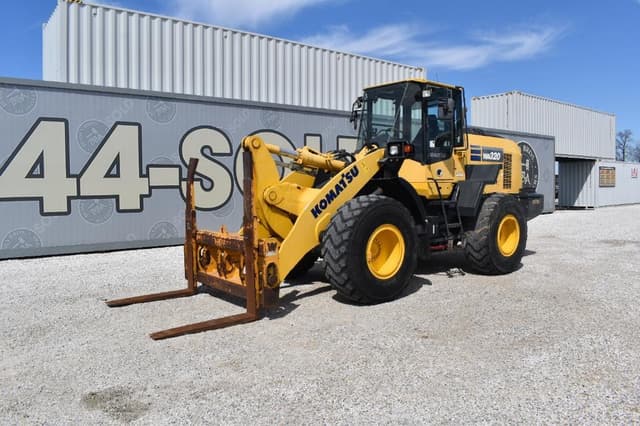 Image of Komatsu WA320-8 equipment image 3