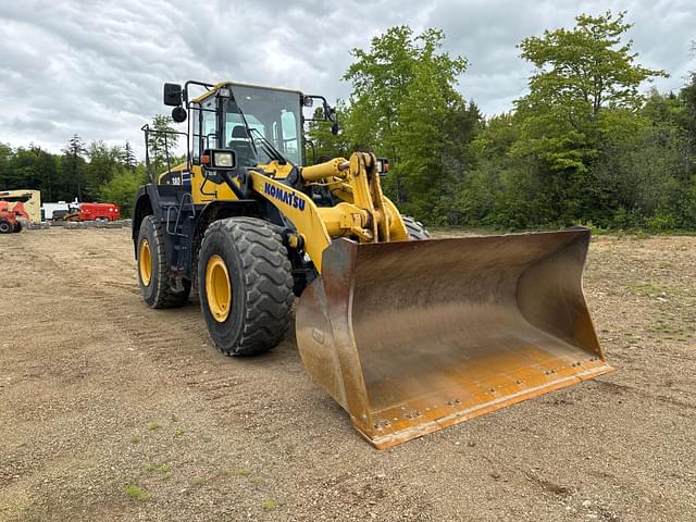 Image of Komatsu WA380 equipment image 2