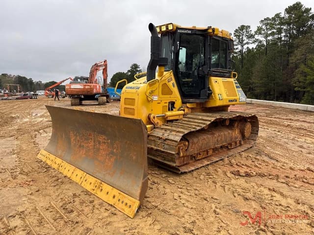 Image of Komatsu D51PXI-24 equipment image 2