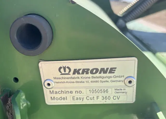 Image of Krone EasyCut B1000CV equipment image 2
