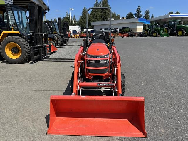 Image of Kubota B2301HSD equipment image 2