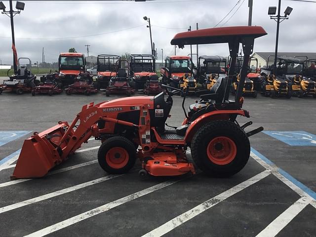 Image of Kubota B2301HSD equipment image 3