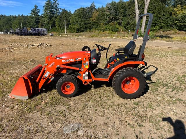 Image of Kubota B2601 equipment image 1