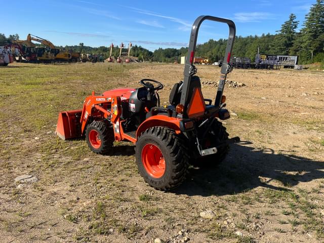 Image of Kubota B2601 equipment image 2