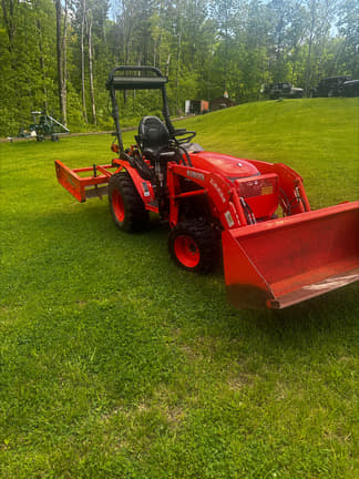 Image of Kubota B2601 equipment image 1