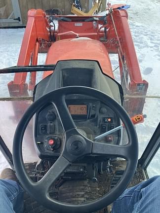 Image of Kubota B2650 equipment image 2