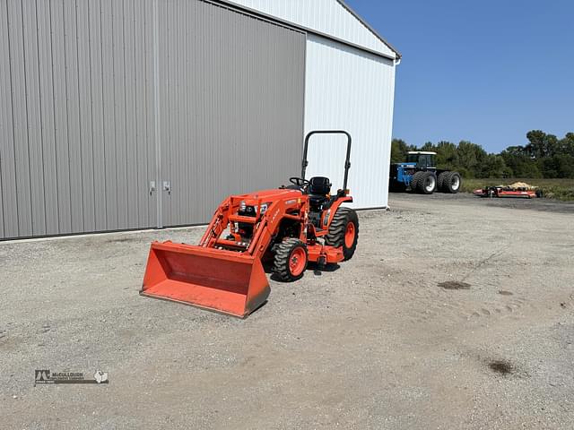 Image of Kubota B2650 equipment image 1