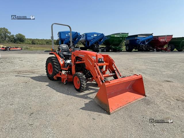 Image of Kubota B2650 equipment image 3