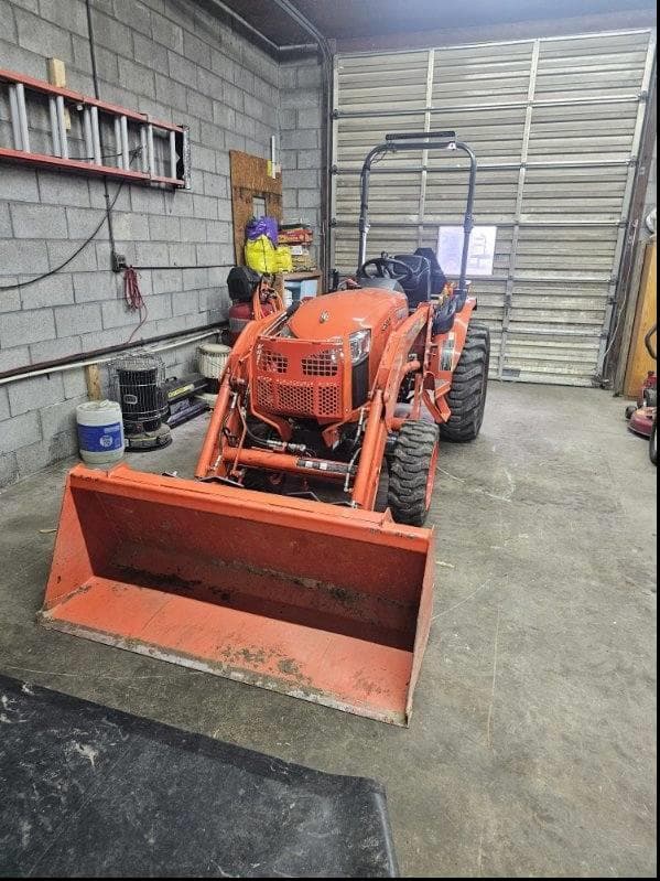Image of Kubota B2650HSD equipment image 1