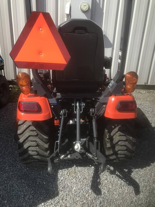 Image of Kubota BX2380 equipment image 2