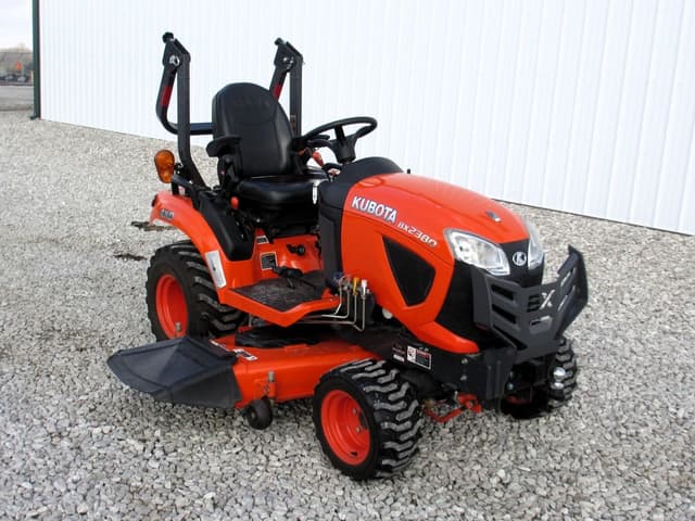 Image of Kubota BX2380 equipment image 1