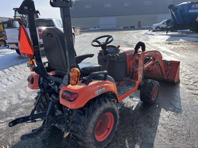 Image of Kubota BX2380 equipment image 3