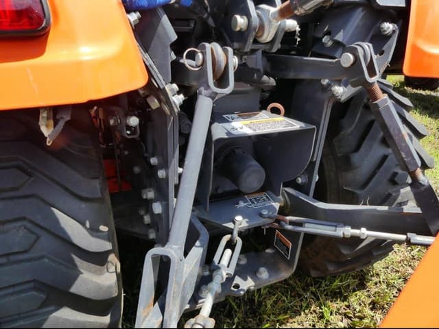 Image of Kubota BX2380 equipment image 4