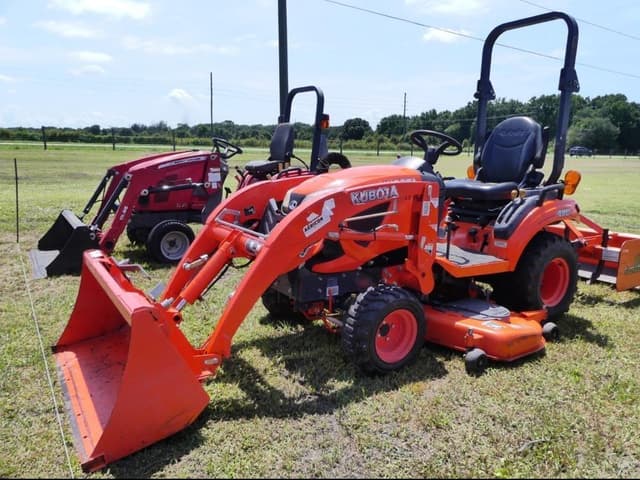 Image of Kubota BX2380 equipment image 1