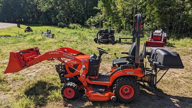 Image of Kubota BX2380 equipment image 3