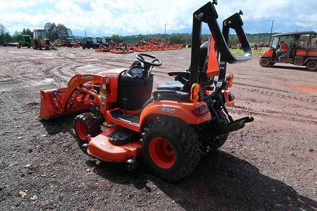 Image of Kubota BX2380 equipment image 2