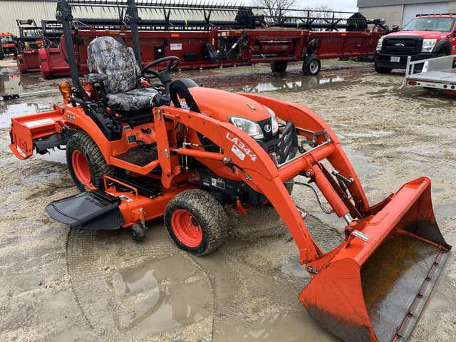 Image of Kubota BX2680 equipment image 2
