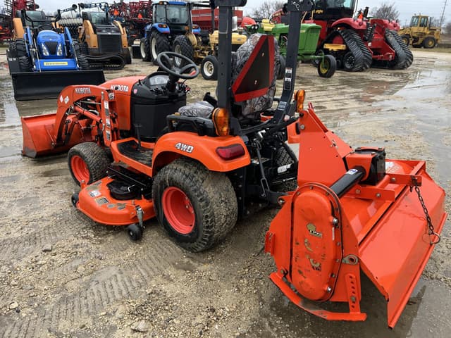 Image of Kubota BX2680 equipment image 4